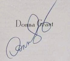 Donna  Grant signature