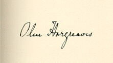 Alice  Hargreaves signature