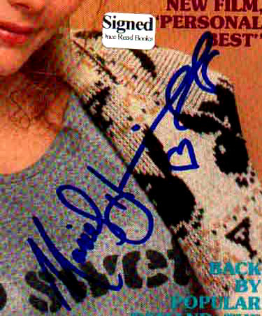 Mariel  Hemingway signature